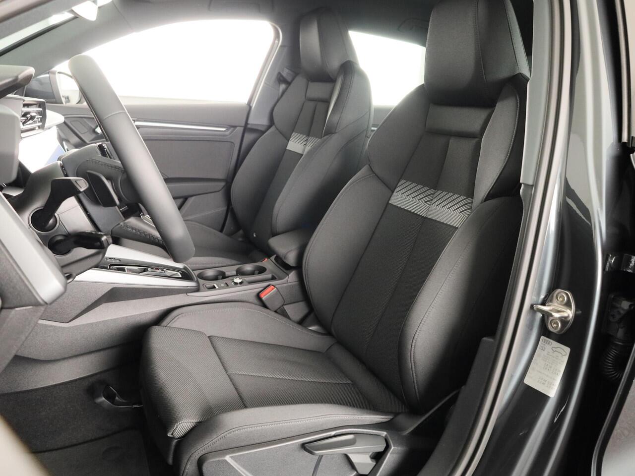 Audi A3 SPORTBACK Pro Line 40 TFSI e 204 pk | Assis.pak Driving+Parking plus | Led v+a, dyna. knipper. achter | Sportstoelen zwarte stof | Stoelverwarming voor |