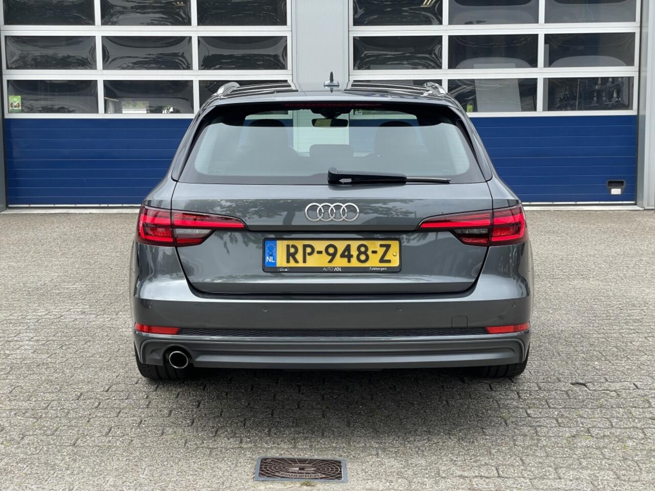 Audi A4 1.4 TFSI Sport S-line edition | zwarte hemel | LED