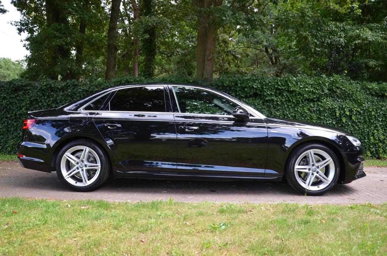 Audi A4 Limousine 1.4 TFSI Sport S line edition Automaat/Navi/Pdc/Ecc/Led/Cr-Controle/Wegklapbare-Trekhaak/Privacy-Glass/18-Inch Lmv