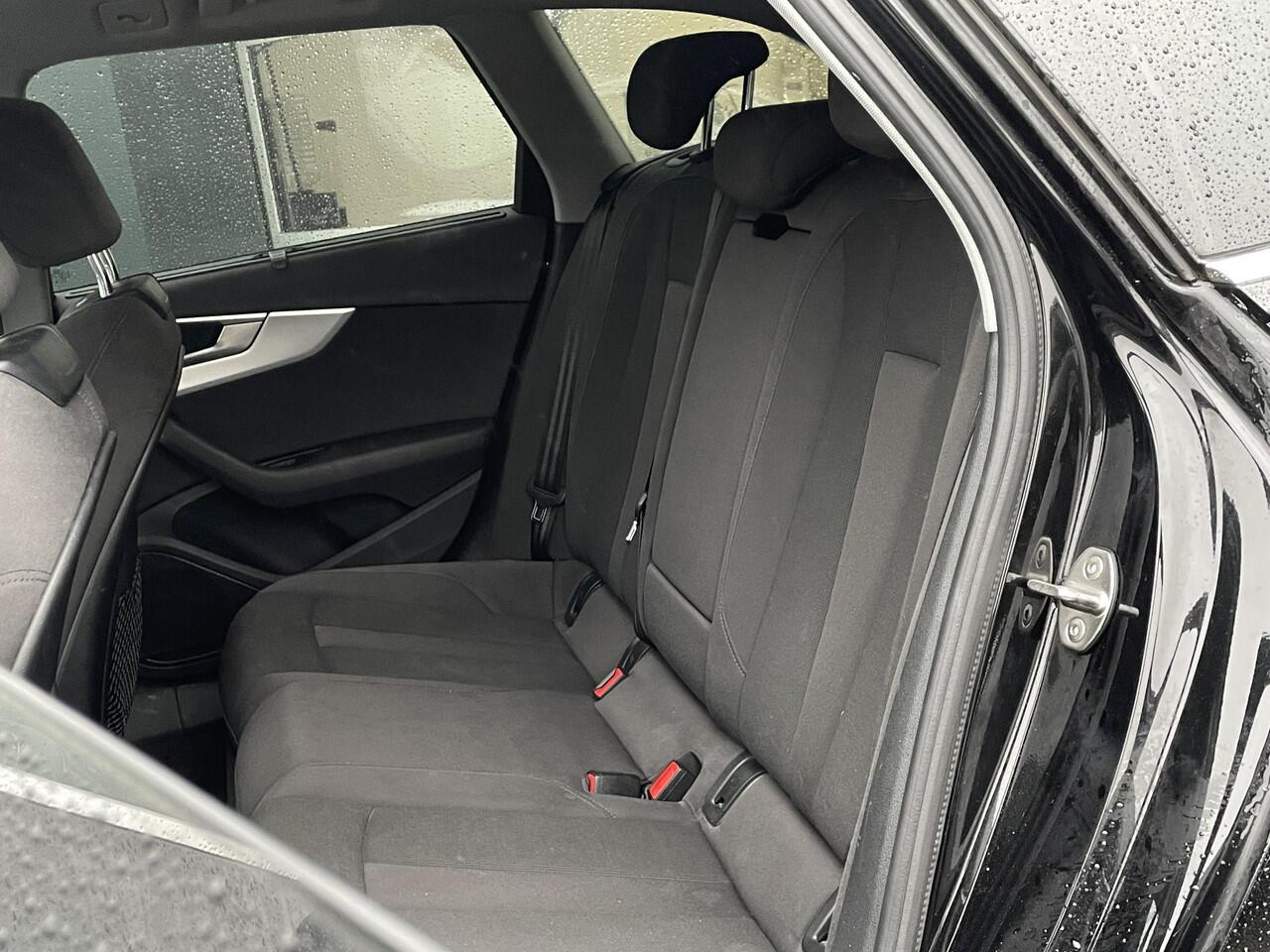 Audi A4 Avant 1.4 TFSI Sport Lease Edition Automaat - Navigatie - Climate Control - 17" Lichtmetalen velgen