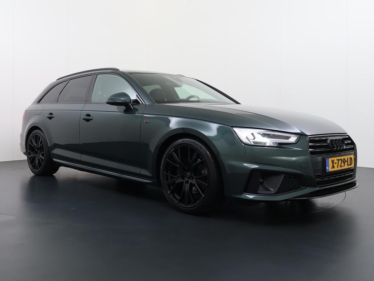 Audi A4 Avant 35 TFSI Sport S line black edition UNIEKE KLEUR| ELEK. TREKHAAK| ELEK. KLEP| S-LINE BINNEN- BUITEN | RIJKLAAR INCL. 12 MND BOVAG GARANTIE