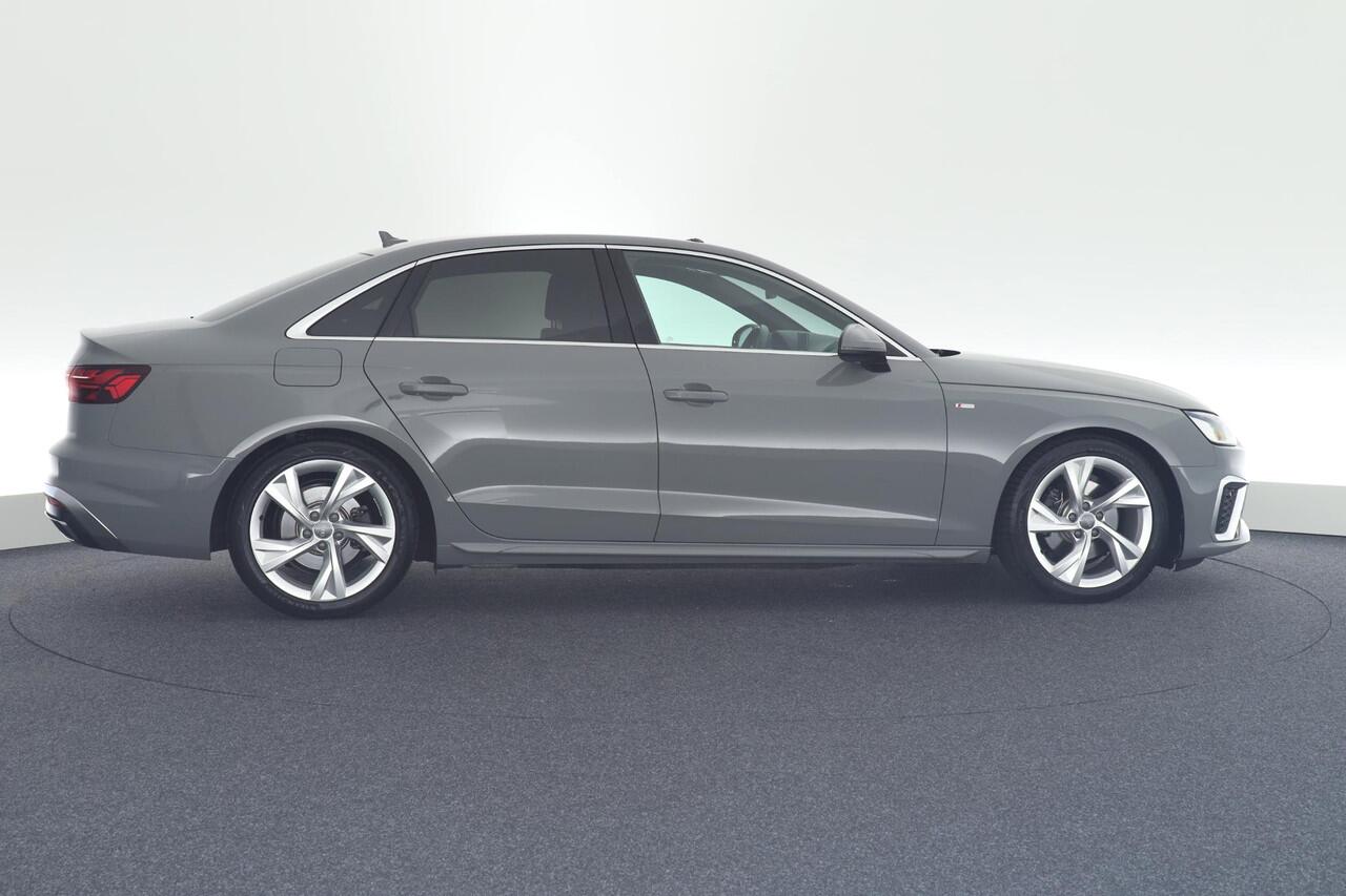 Audi A4 Limousine 35 TFSI 150pk 2x S-Line Virtual Cockpit Schuifdak Navigatie Cruise Control Led