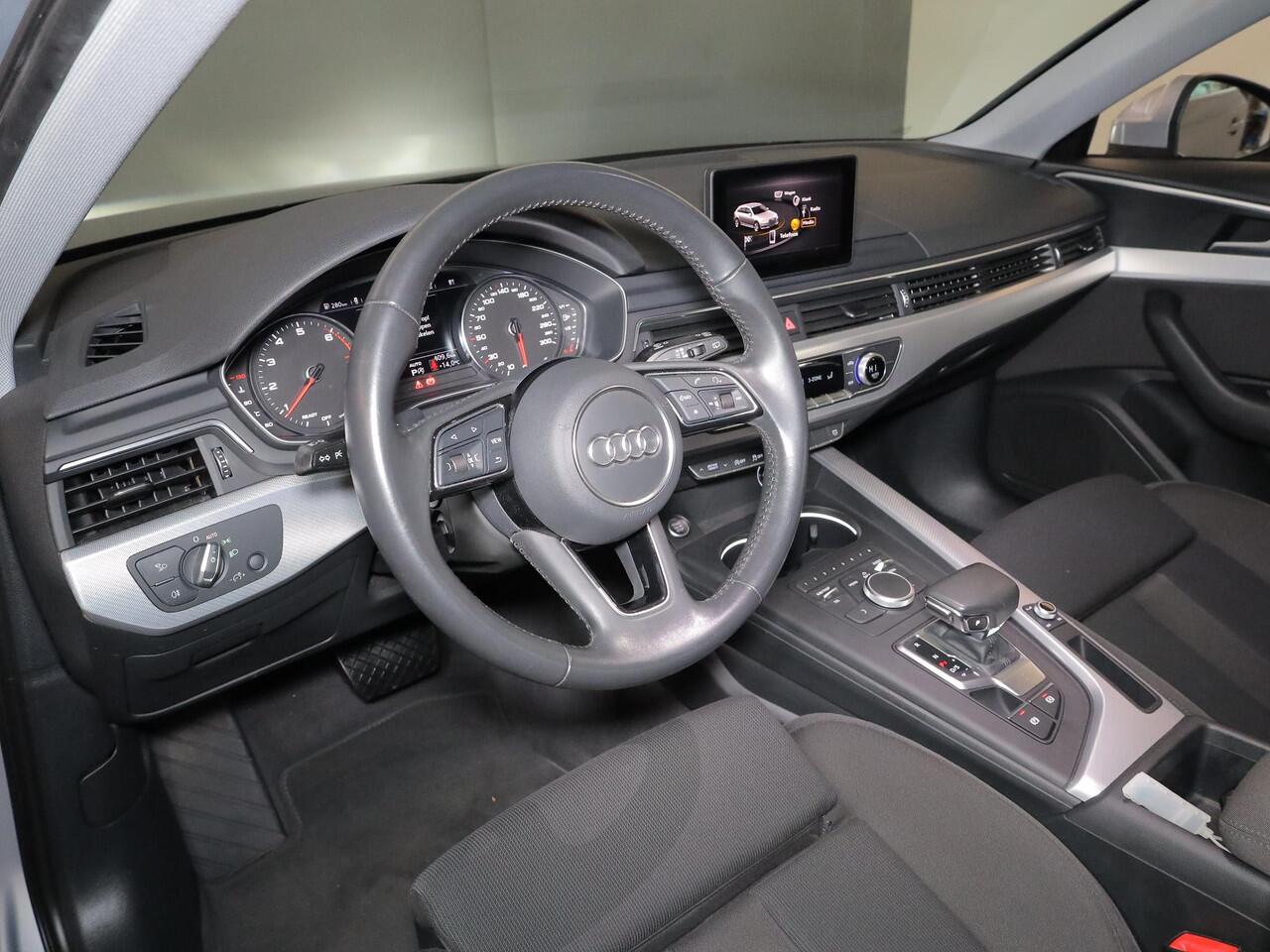 Audi A4 Avant 35 TFSI Sport Lease Edition 150pk | Navigatie | 17 inch Lichtmetalen velgen | Climatronic | Sportstoelen | Parkeersensoren achter