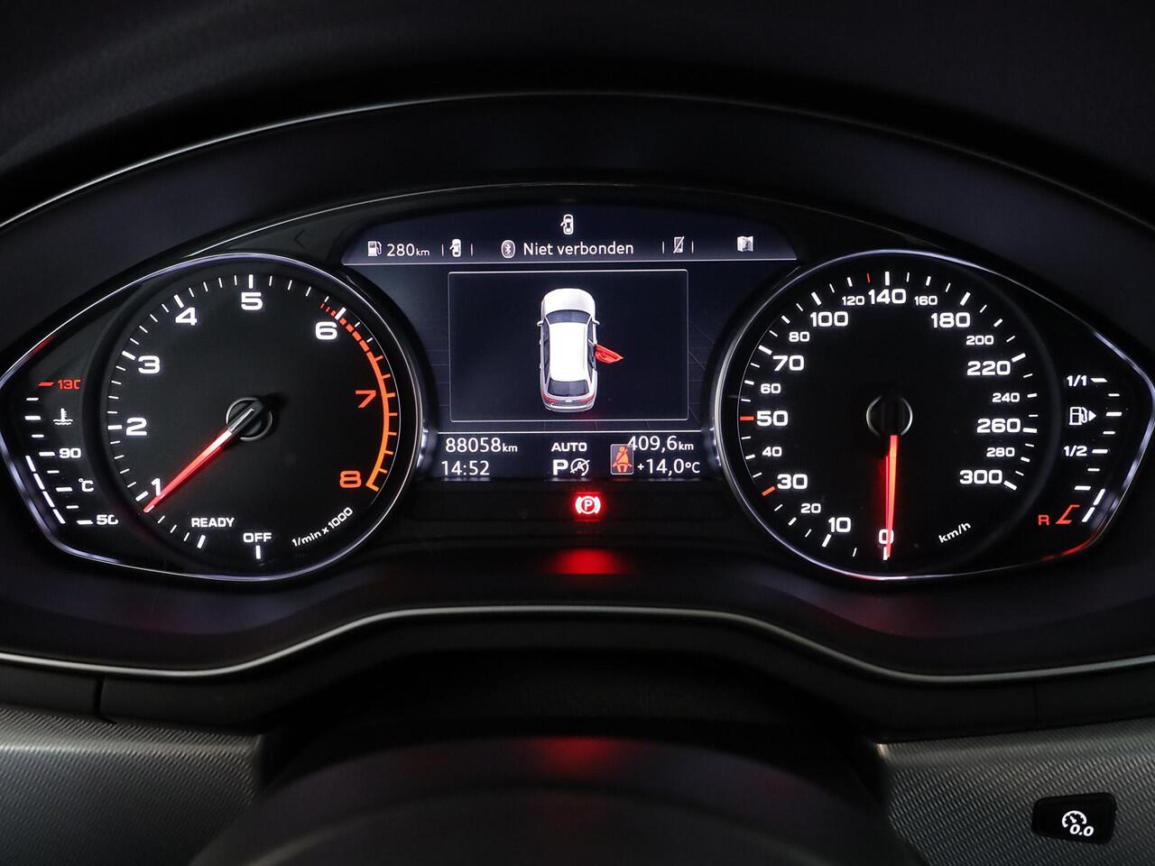 Audi A4 Avant 35 TFSI Sport Lease Edition 150pk | Navigatie | 17 inch Lichtmetalen velgen | Climatronic | Sportstoelen | Parkeersensoren achter