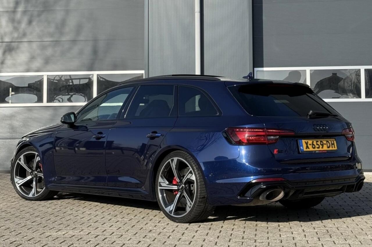Audi A4 Avant 2.9 TFSI RS4 q. PL+ Massage Pano VOL