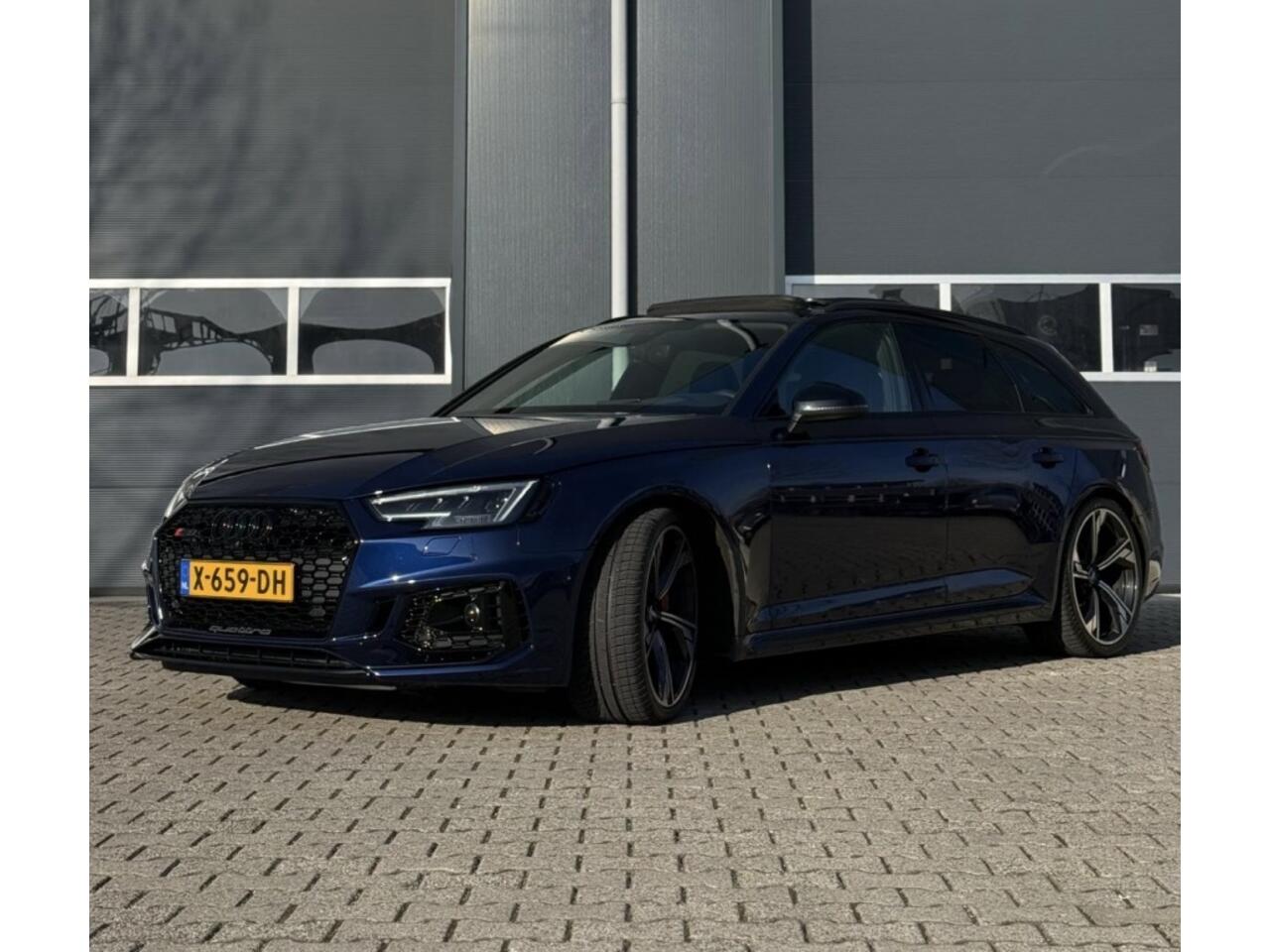 Audi A4 Avant 2.9 TFSI RS4 q. PL+ Massage Pano VOL