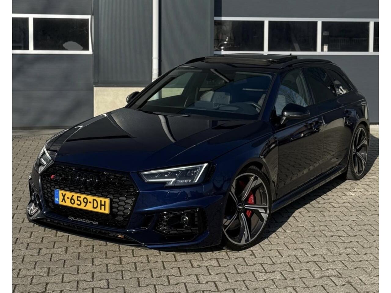 Audi A4 Avant 2.9 TFSI RS4 q. PL+ Massage Pano VOL