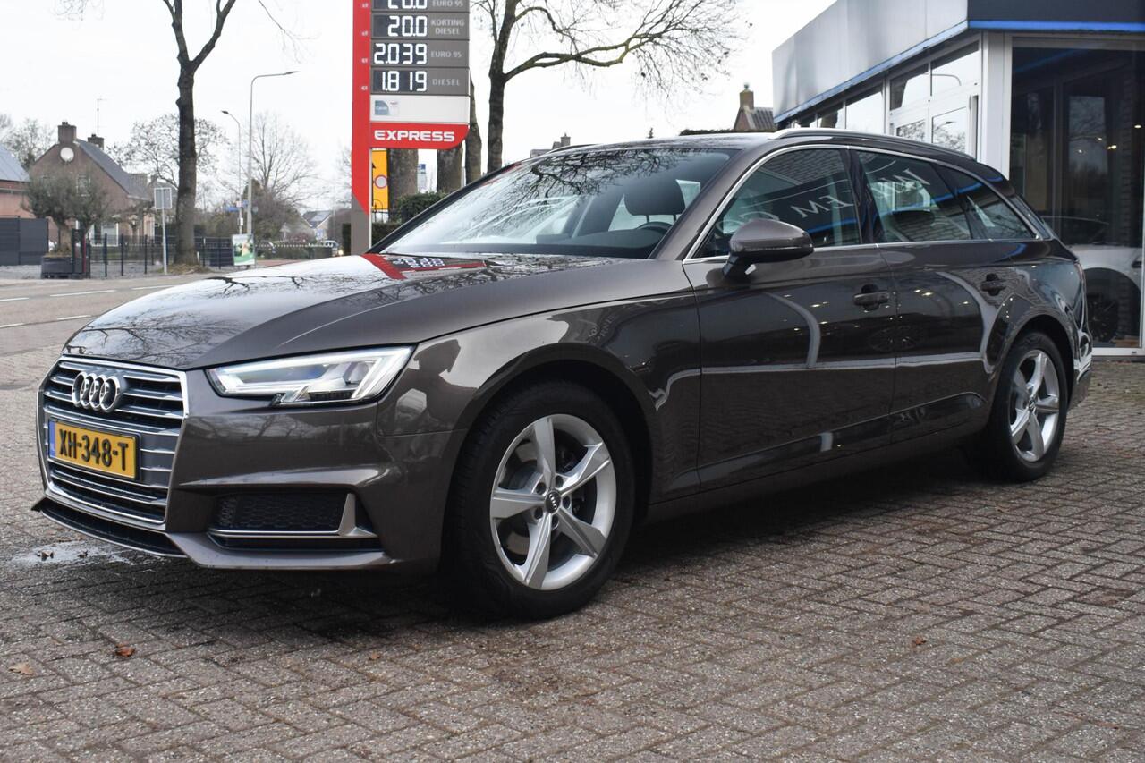 Audi A4 Avant 35 TFSI Sport Trekhaak Navi Xenon/LED