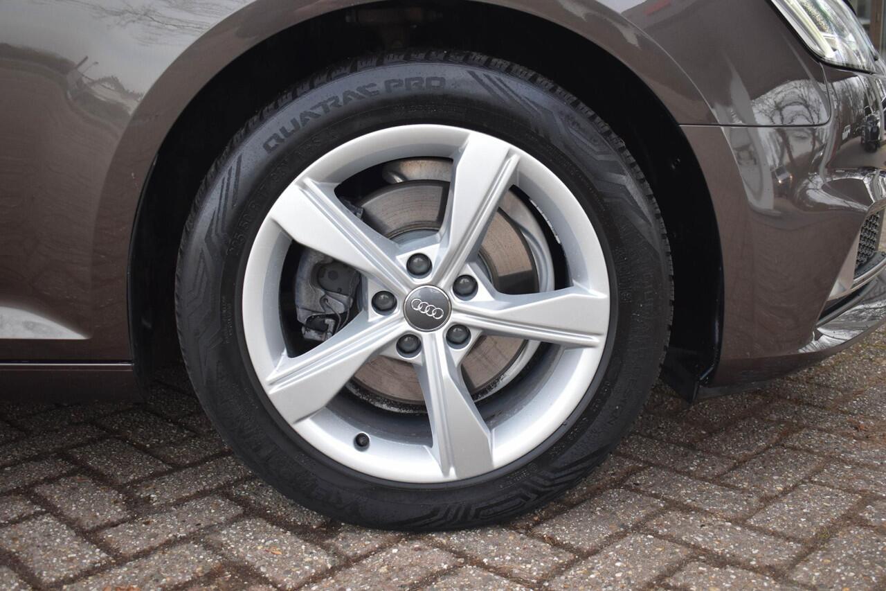 Audi A4 Avant 35 TFSI Sport Trekhaak Navi Xenon/LED