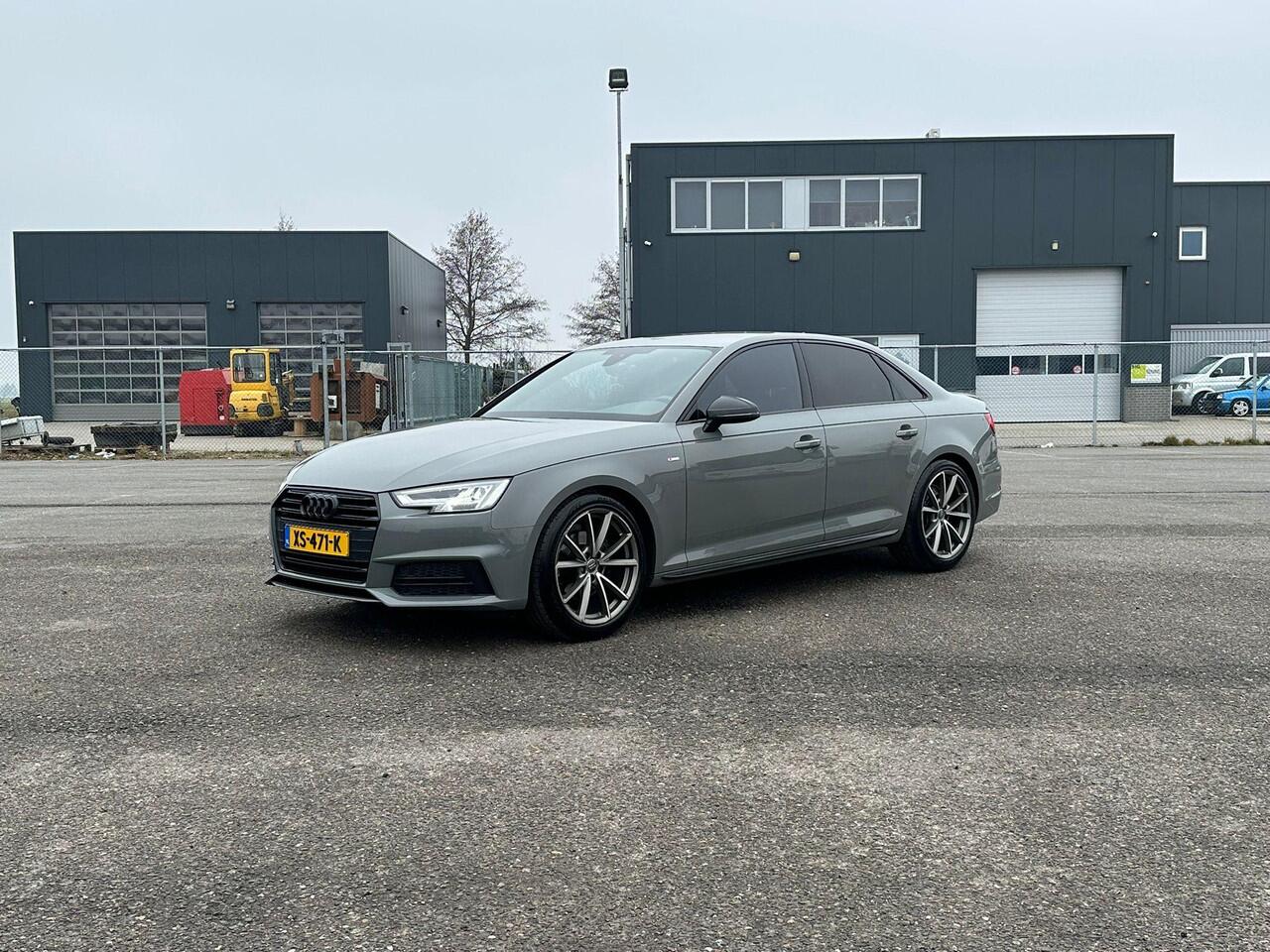 Audi A4 Limousine 1.4 TFSI Sport S line black edition