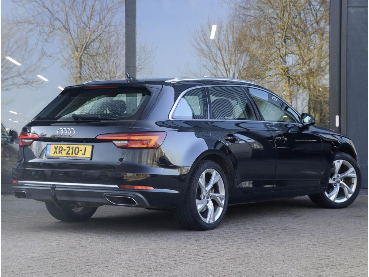 Audi A4 Avant 35 TFSI Sport Edition 150pk | Clima | Trekhaak | Elek Achterklep