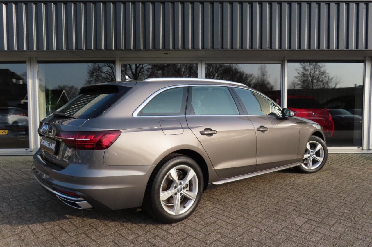 Audi A4 A4 Avant 35 TFSI Launch edition Business DSG CarPlay NAVI