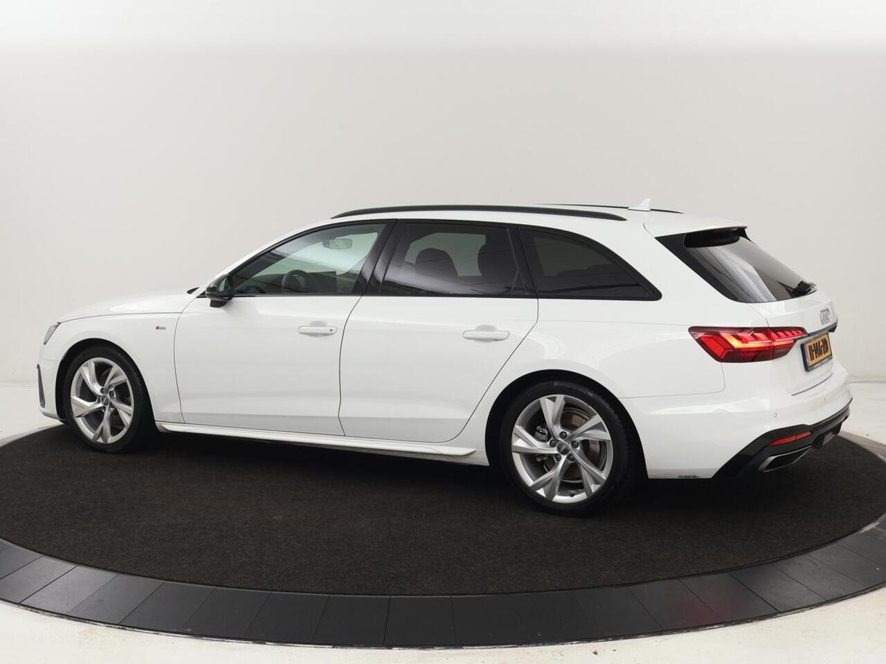 Audi A4 35 TFSI Launch edition Sport | Carplay | Sportstoelen | Full LED | Half leder | Virtual Cockpit | Parkeerhulp | Navigatie | Climate control | Bluetooth | Cruise control | S Line