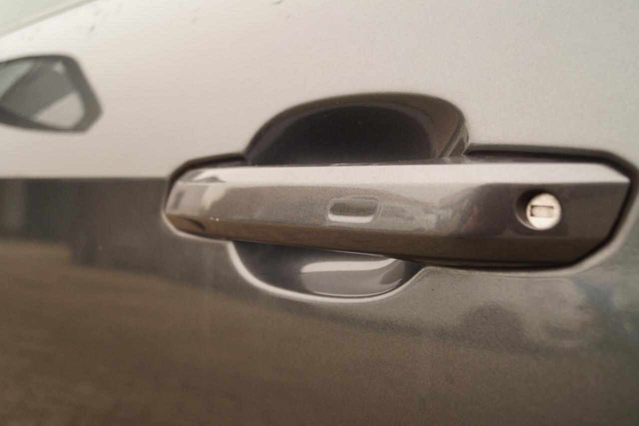 Audi A4 Avant 35 TFSI 150pk Automaat S-Line Edition -LED-