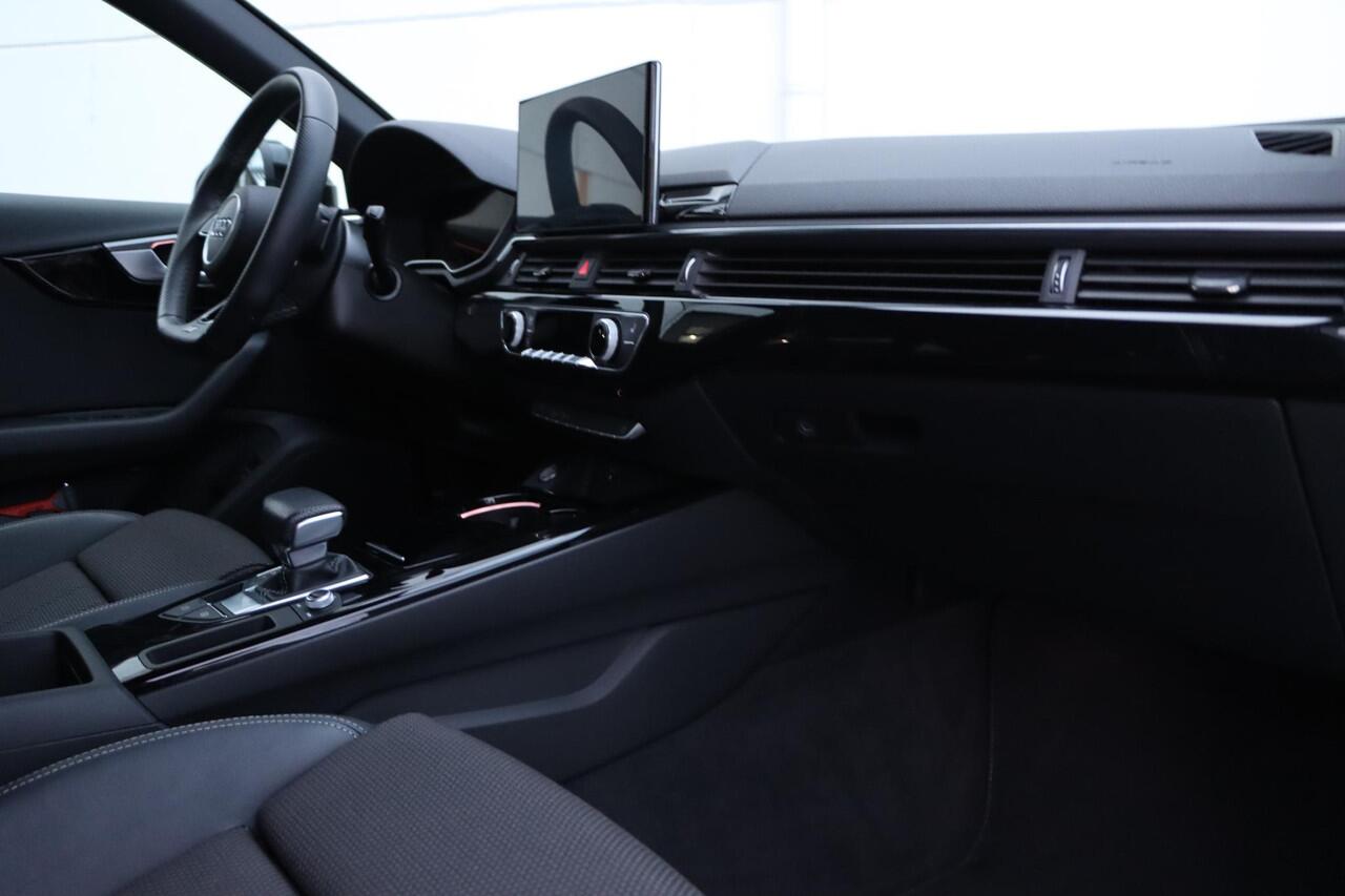 Audi A4 Avant 40 TFSI S edition Competition 204pk S Tronic