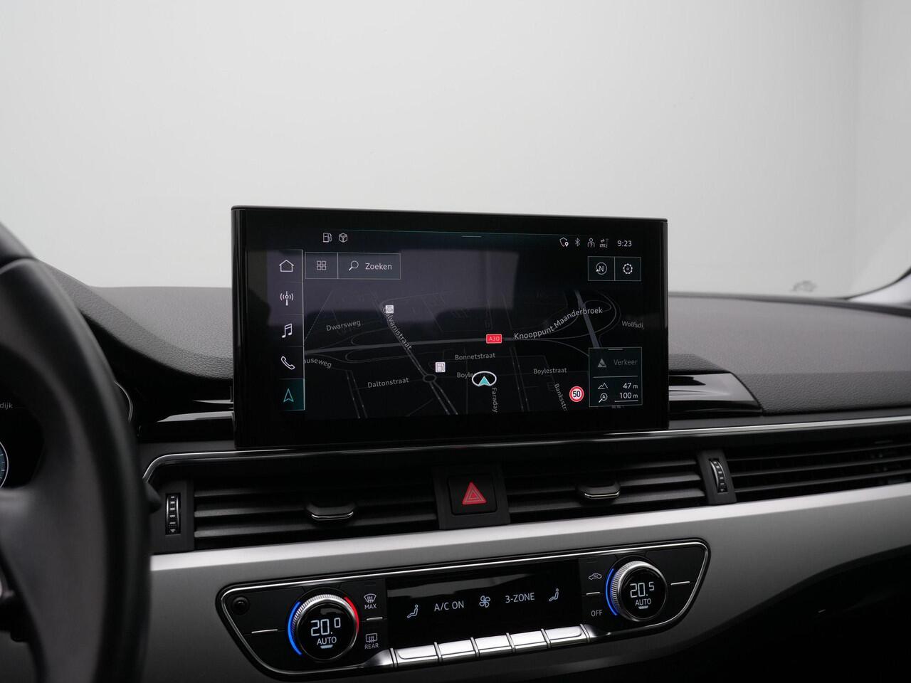 Audi A4 Limousine 35 TFSI 150 pk S-tronic Business Edition | Navigatie | Carplay | Parkeersensoren achter