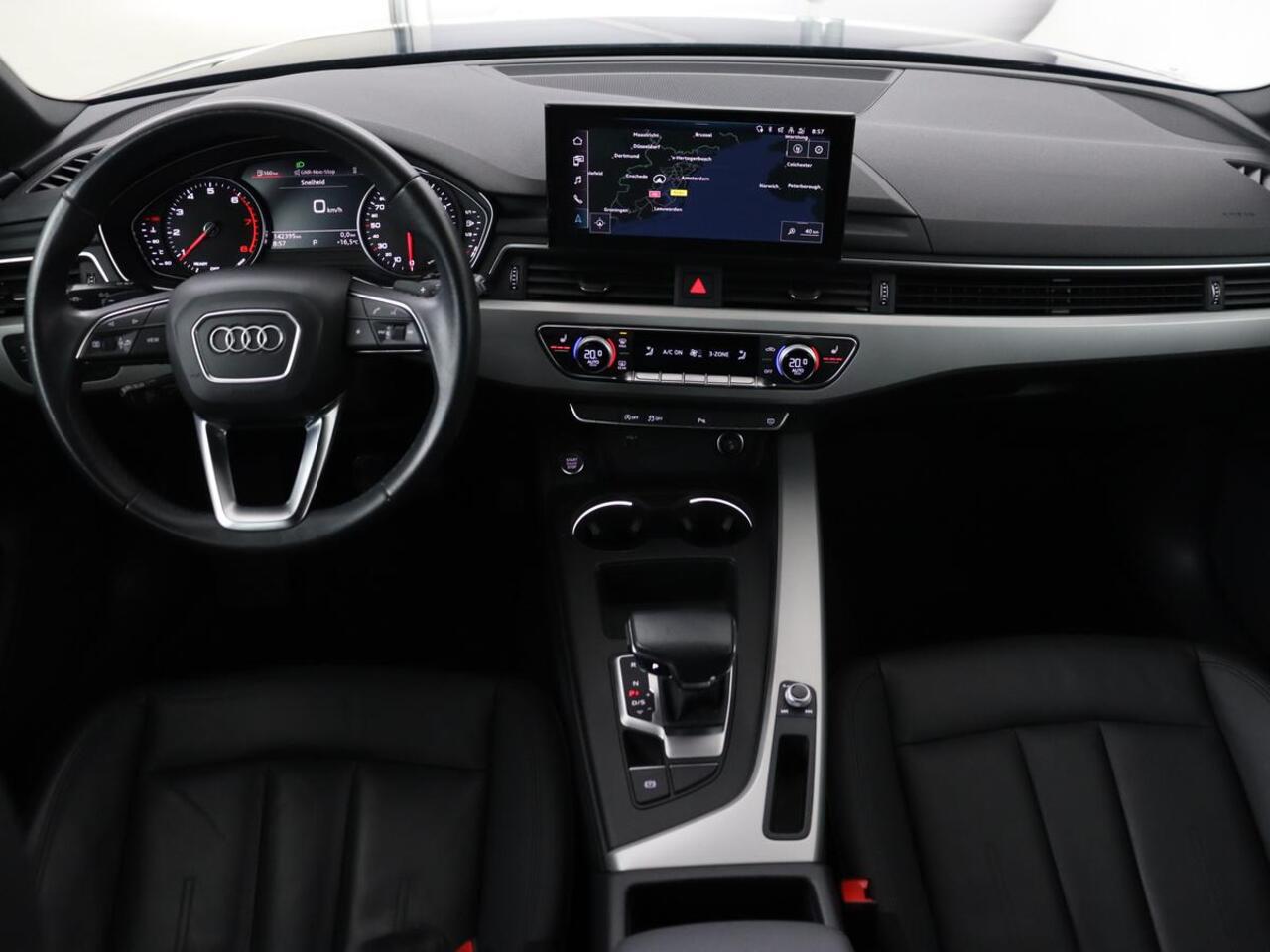 Audi A4 35 TFSI S edition | Leder | Stoelverwarming | Adaptive cruise | Memory | Camera | Carplay | Side Assist | Navigatie | Full LED | Climate control | S Line