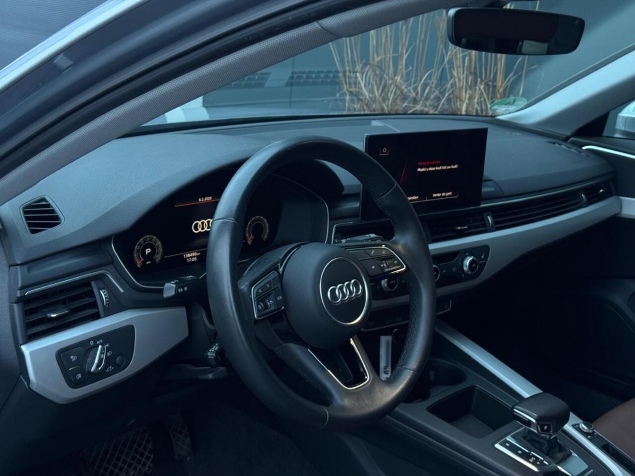 Audi A4 Avant 35 TFSI Pro Line m22 NAVI AIRCO PDC LEDER LED SPORTVELGEN