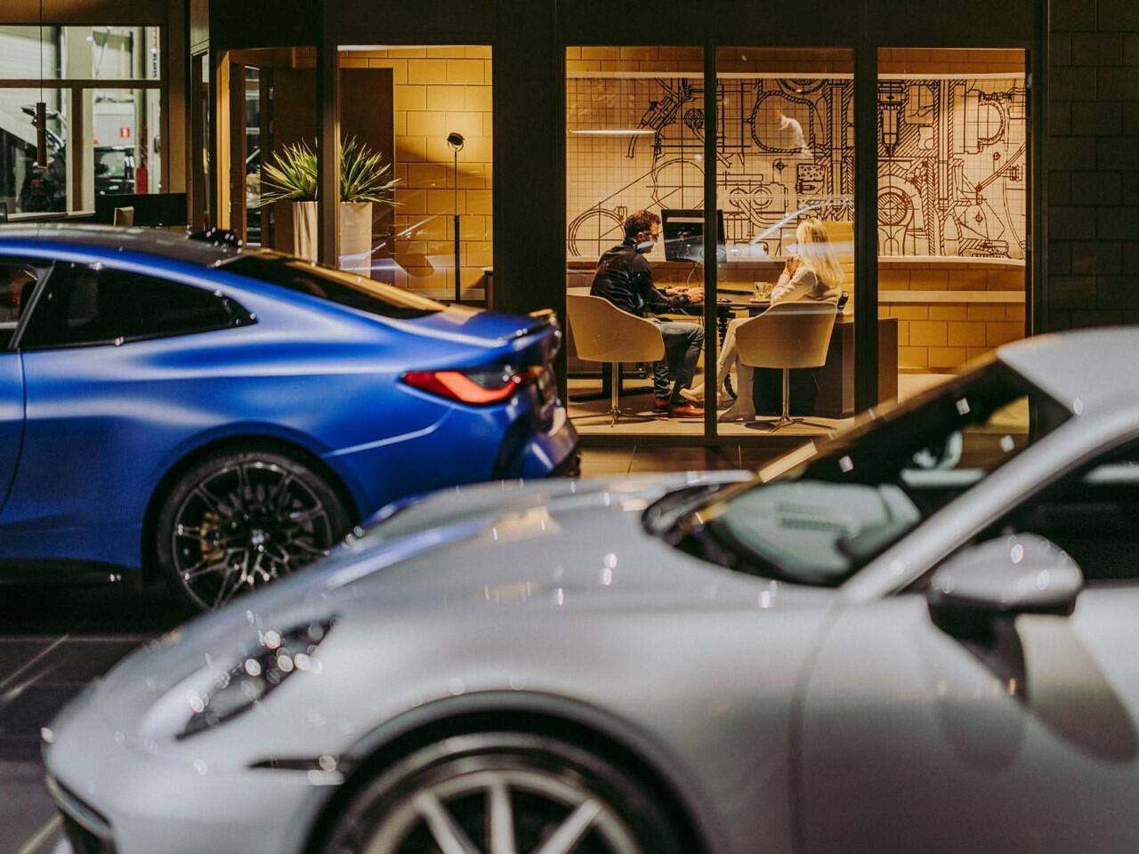 Audi A4 Avant 40 TFSI S Edition, pano, 20", B&O, leder, tr.haak, Matrix-LED, camera