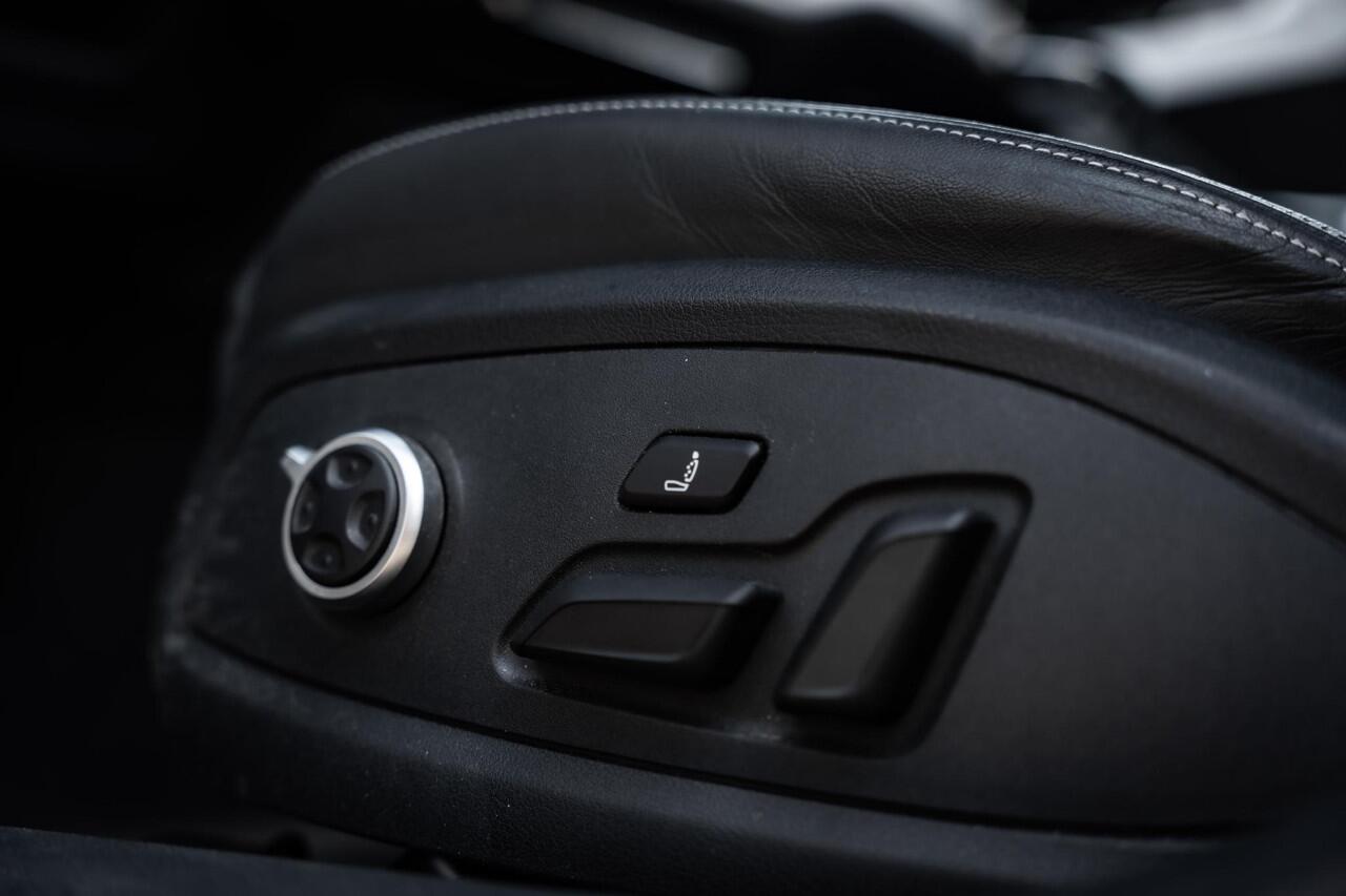 Audi A4 Avant 45 TFSI quattro S edition Competition |RS Zetels |Pano |360° |Massage |B&O |Head-up |Sfeer