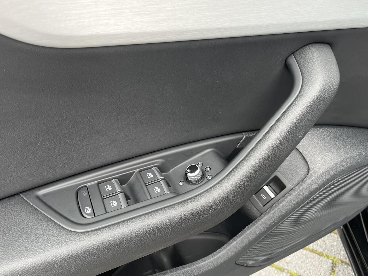 Audi A4 Avant 40 TFSi S-Tronic Quattro S-line | NAV | EL. TREKHAAK | STANDKACHEL |