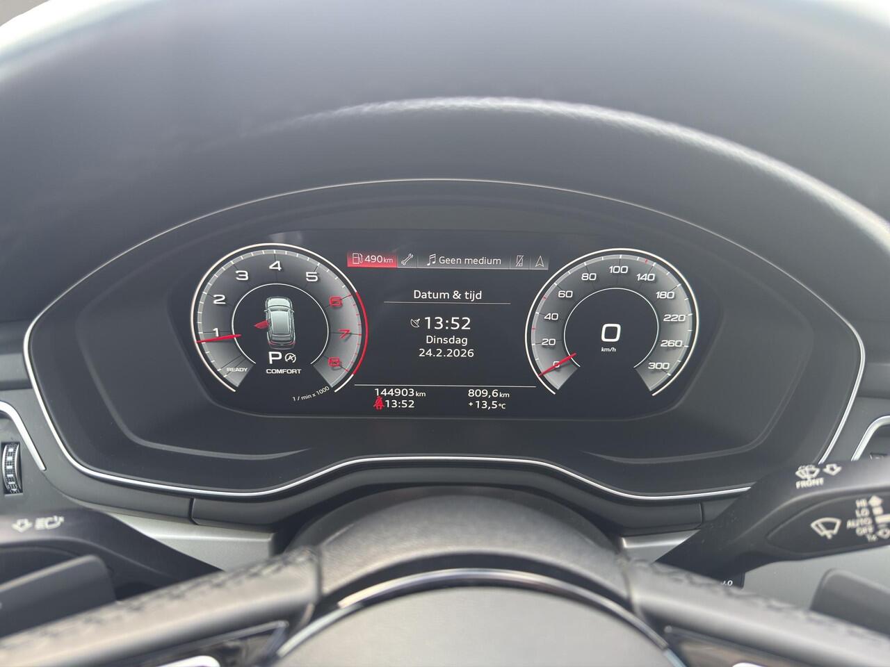 Audi A4 Avant 35 TFSI S edition | 18"| Pano | Led | Leder & Verwarm | Matrix |