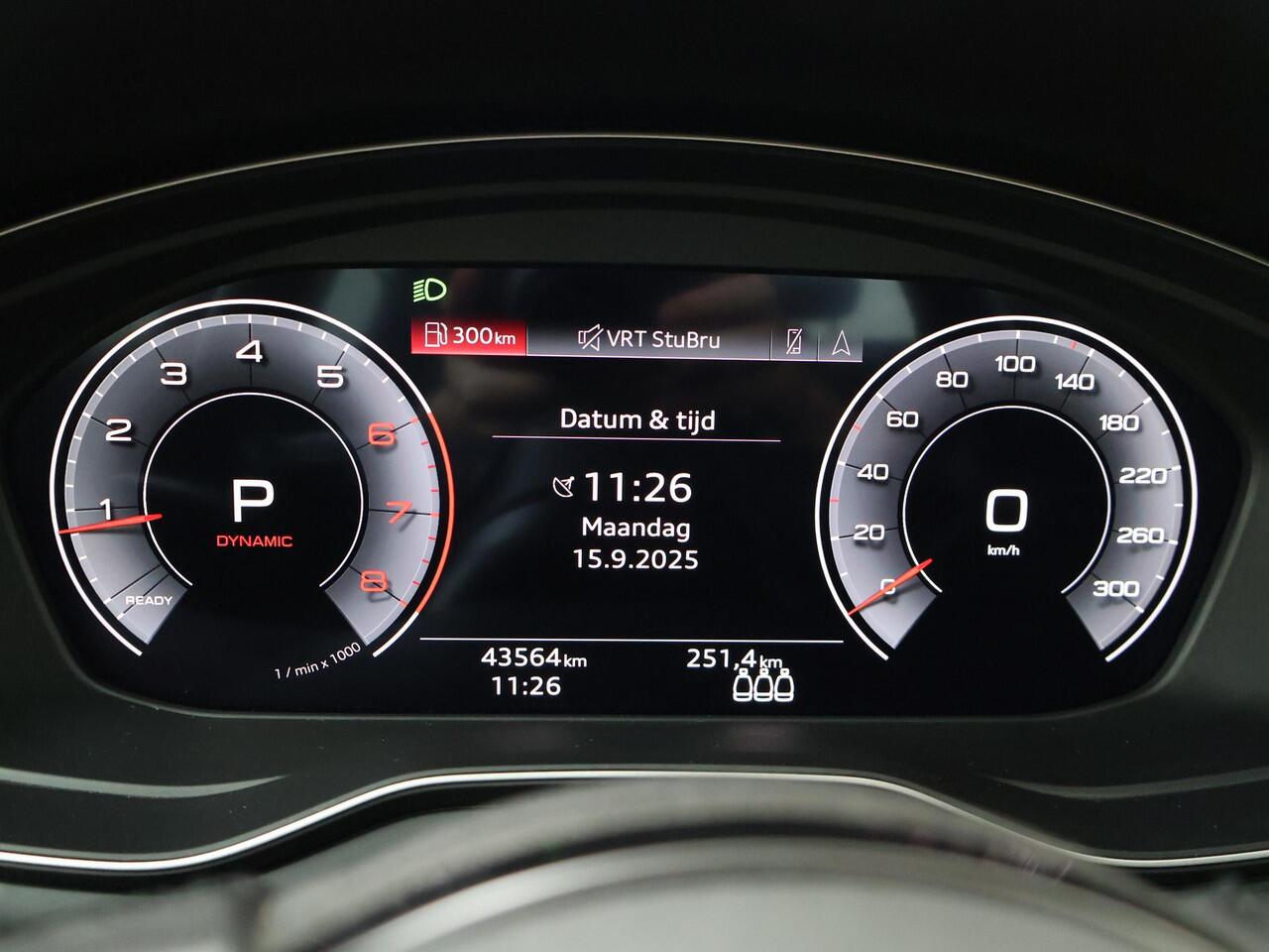 Audi A4 Limousine 35 TFSI Advanced Edition | 150 PK | Automaat | Trekhaak wegklapbaar| LED verlichting | Navigatiesysteem |