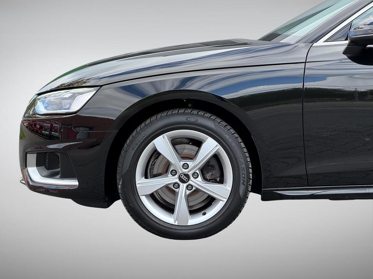 Audi A4 Avant 35 TFSI Advanced Edition NL-Auto, Uitklapbare Trekhaak | Sportstoelen | Navigatie Full-Map | Elek. Achterklep | LED Koplampen | Virtual Cockpit | Rijklaarprijs!