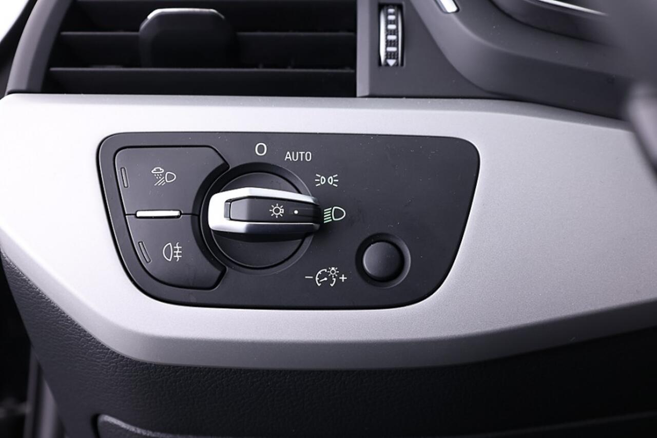 Audi A4 Avant 35 TFSI Advanced Edition | NAVI ? 1e Eigenaar