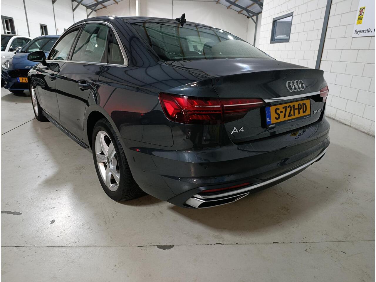 Audi A4 Limousine 35 TFSI Advanced Edition Climate controle | Navigatiesysteem | Parkeersensoren | Cruise controle | Keyless
