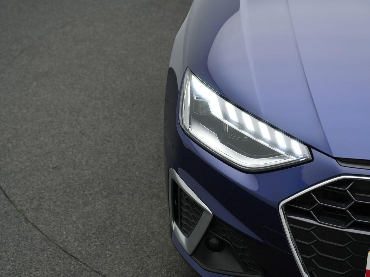 Audi A4 Avant 35 TFSI 150 pk S-tronic S edition / S-Line | Stoelverwarming | Navigatie | Parkeersensoren voor/achter