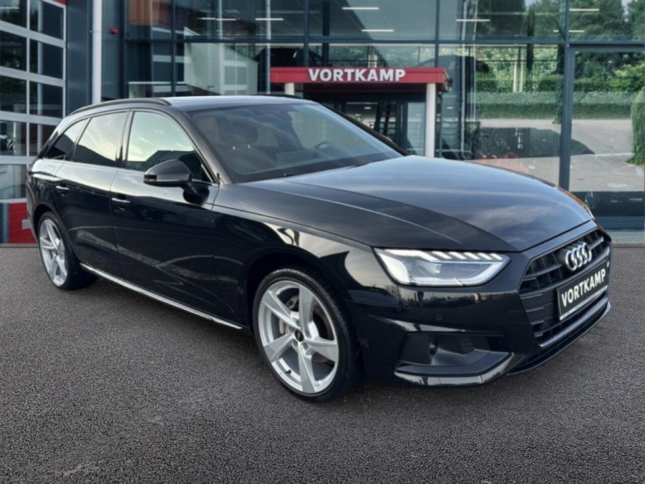 Audi A4 40 TDI ADVANCED PANODAK/ELEKKLEP/CAMERA/ACC/STOELVERW