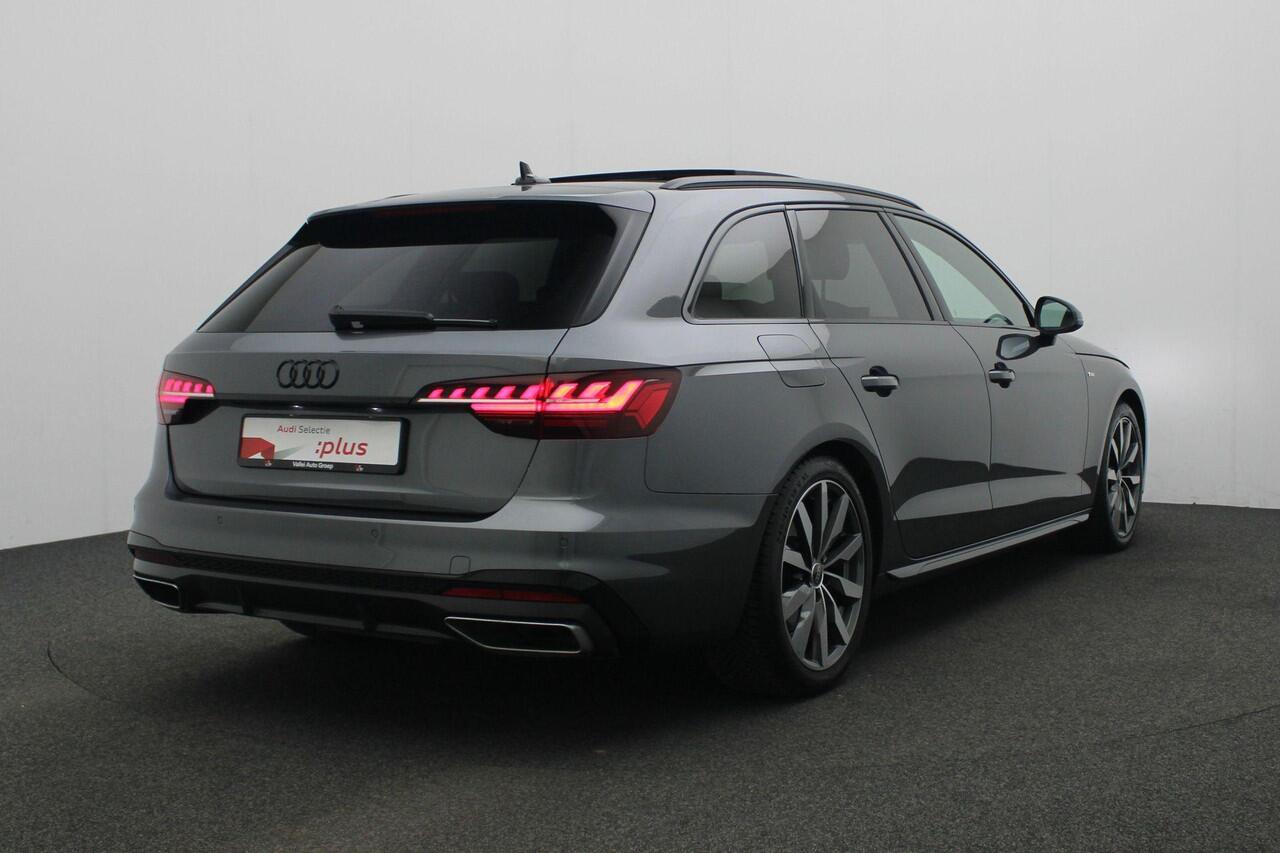 Audi A4 Avant 35 TFSI 150 pk S-tronic S edition Competition / S-Line | Navigatie | Stoelverwarming | Sportonderstel | Apple Carplay / Android Auto | Afgevlakt sportstuur