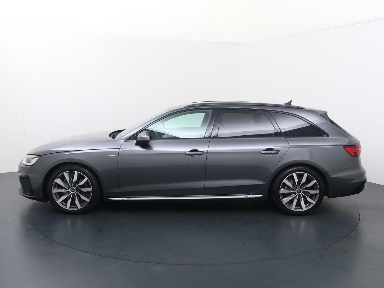 Audi A4 Avant 35 TFSI S edition Competition | 150 PK | Automaat | Trekhaak wegklapbaar | Adaptive cruise control | S line |