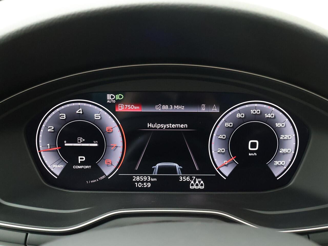 Audi A4 Avant 40 TFSI S edition Competition | 204 PK | Automaat | Trekhaak | Panoramadak | B & O Sound | Adaptive cruise control | S line |