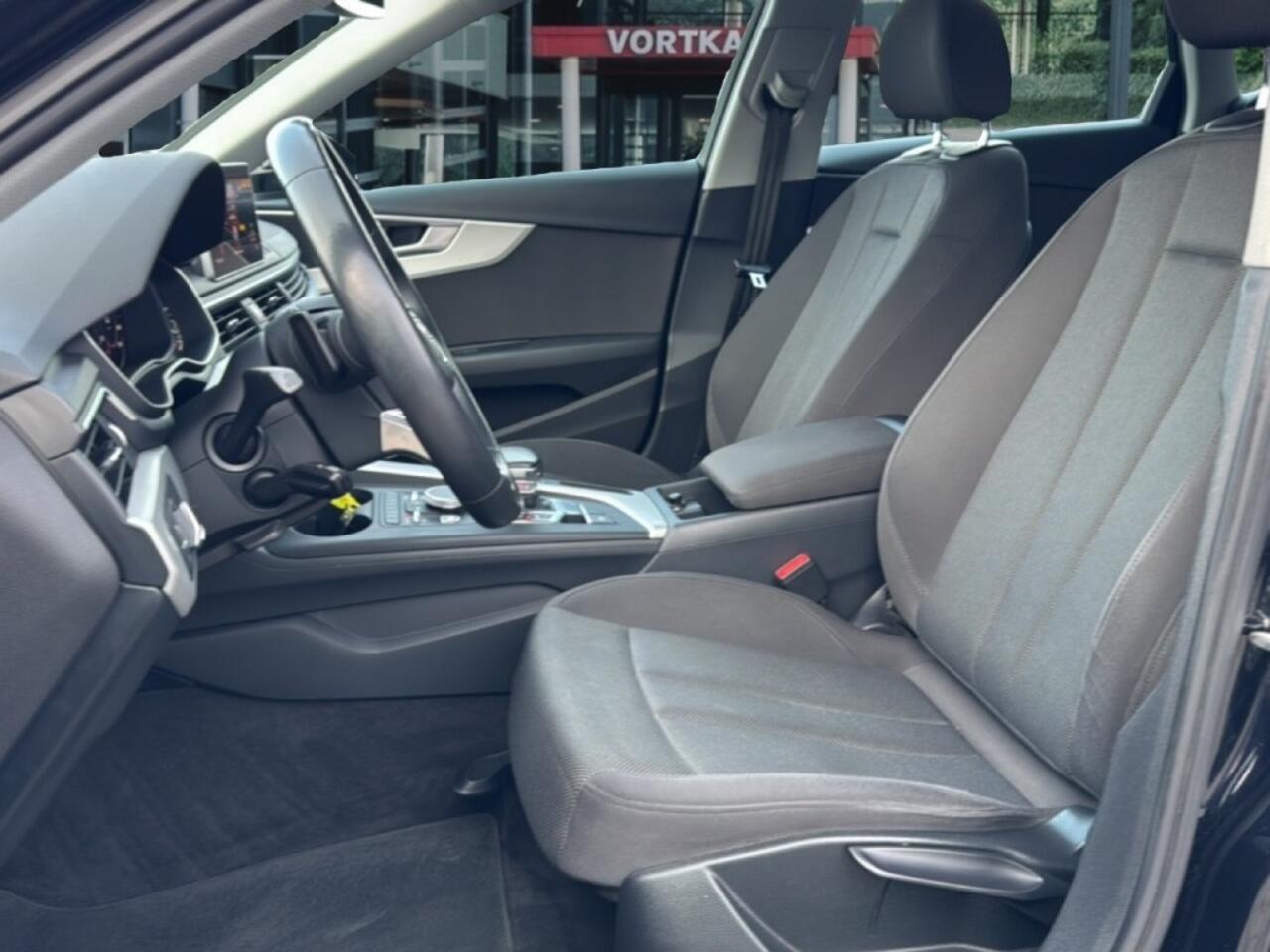 Audi A4 ALLROAD 45 TFSI QUATTRO E-KLEP/CRUISE/PDC/STOELVERW/NAVI