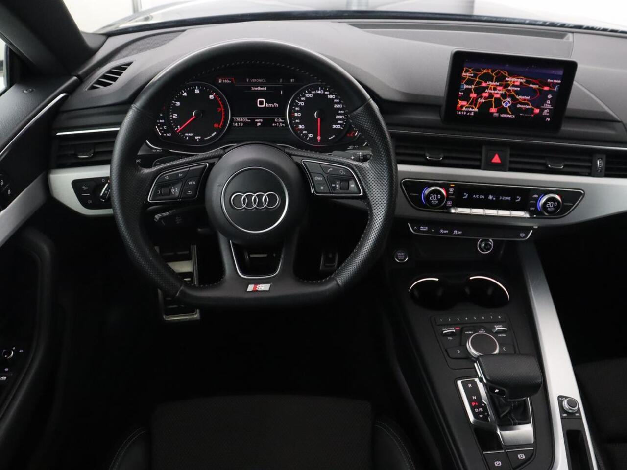 Audi A5 40 TFSI Sport S-Line edition | Carplay | Sportstoelen | Full LED | Half leder | Navigatie | Parkeerhulp | Cruise control | Bluetooth | Climate control | Sportstuur