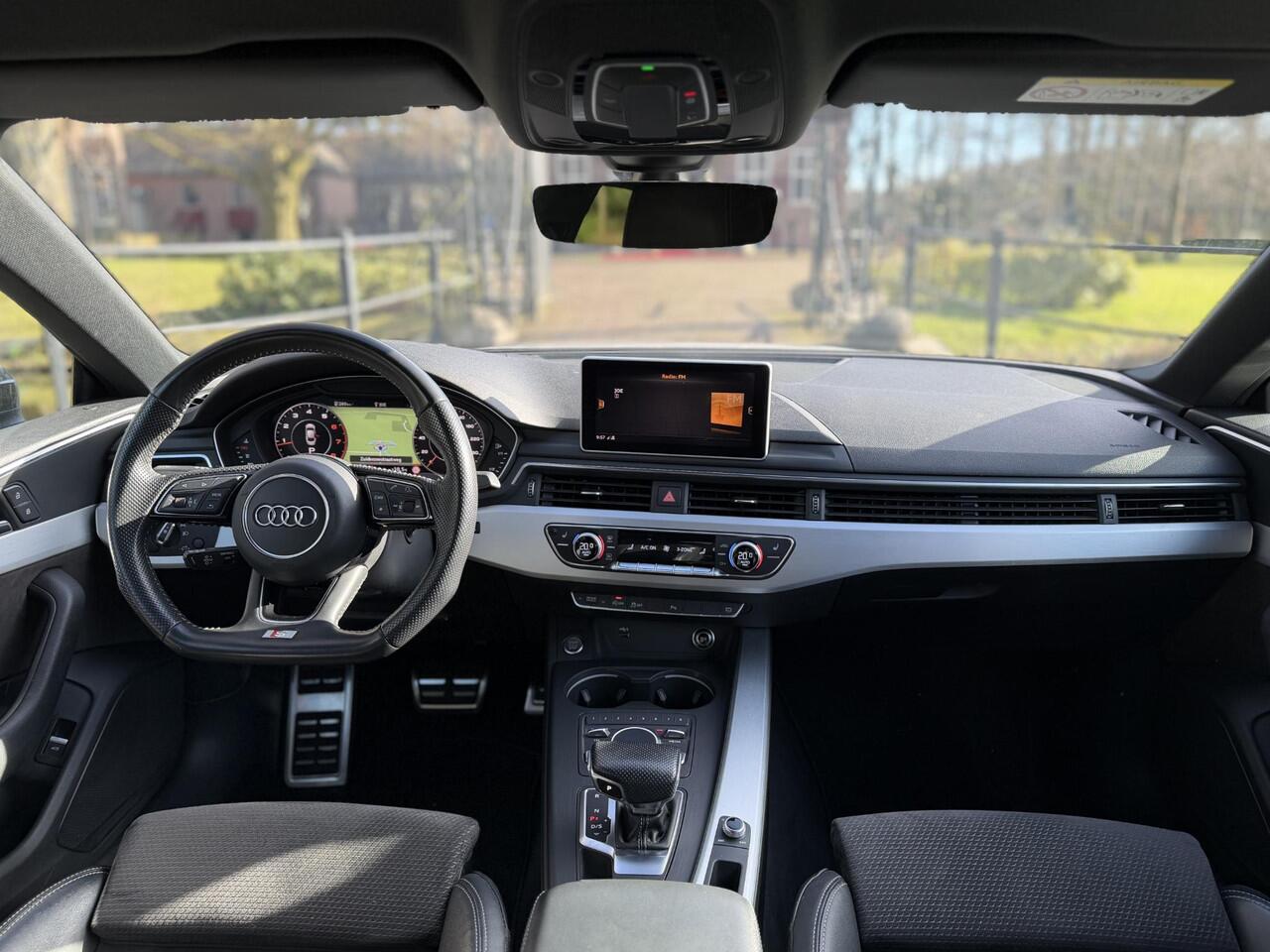 Audi A5 Sportback 40 TFSI Design Pro Line Plus | S-line | Black Optic | Digitaal Dashboard | Camera | Blind Spot |