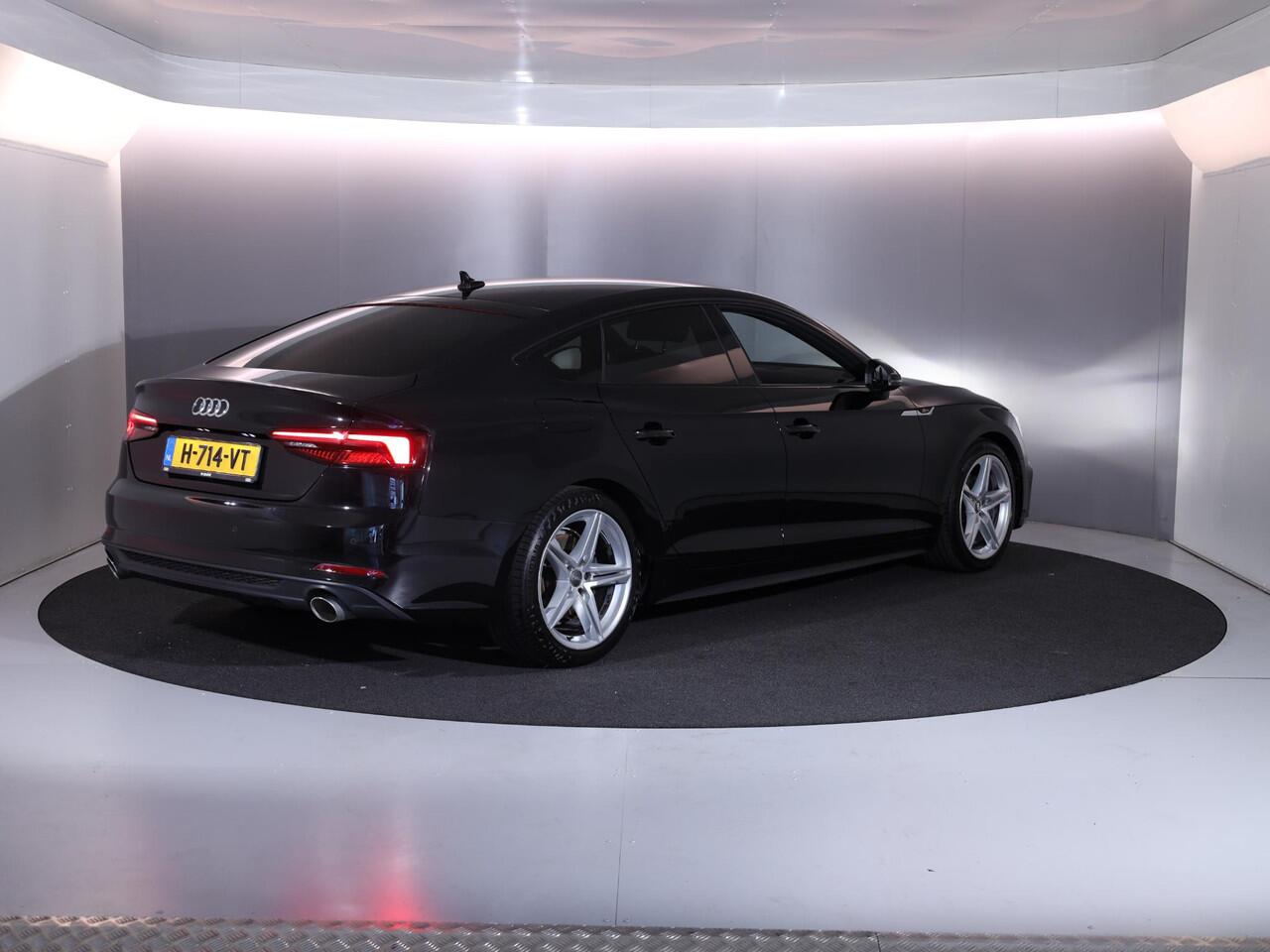 Audi A5 Sportback 40 TFSI Sport S-line Edition 190 pk S-tronic | Navigatie | Trekhaak | Parkeersensoren achter | Autom. airco (3 zones) | Stoelverwarming | S-line |