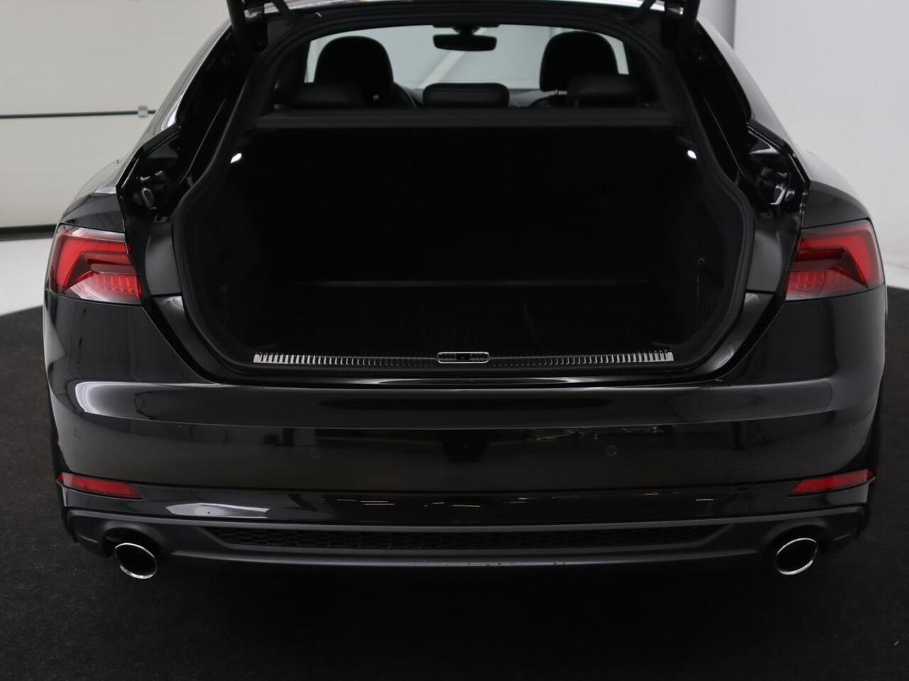 Audi A5 40 TFSI Sport S-line Edition | Panoramadak | Stoelverwarming | Half leder | Sportstoelen | Navigatie | Full LED | Climate control | Sportstuur | Parkeerhulp | 80.600km NAP | Origineel NL | S Line