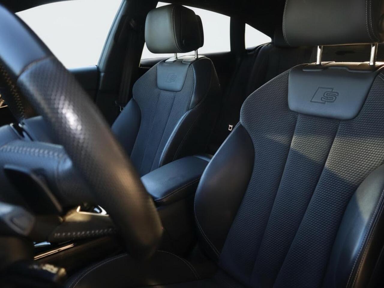 Audi A5 Sportback 45 TFSI S-Line quattro Launch edition Sport | Elect. Clima | Adapt. Cruise | Multimedia/Navi | Half leder | Stoelverwarming | PDC + Camera | Trekhaak |