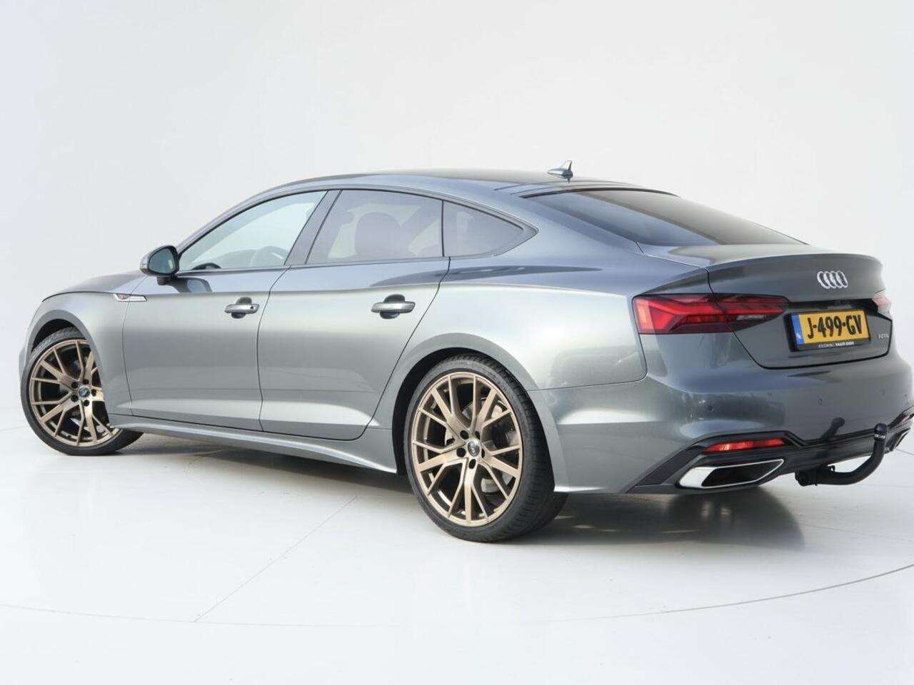Audi A5 Sportback 45 TFSI S-Line quattro Launch edition Sport | Elect. Clima | Adapt. Cruise | Multimedia/Navi | Half leder | Stoelverwarming | PDC + Camera | Trekhaak |