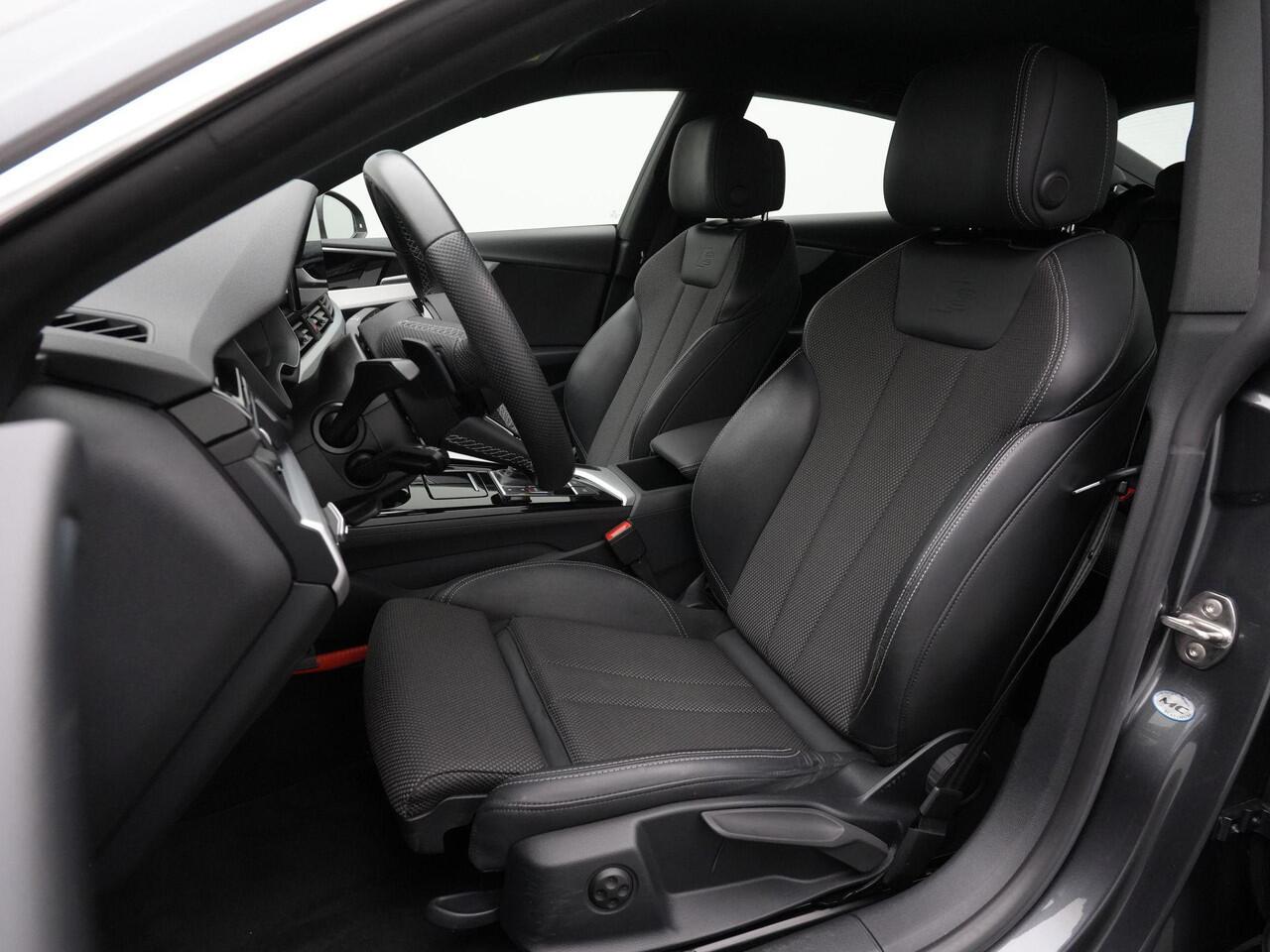 Audi A5 Sportback 35 TFSI 150 pk S-tronic S edition / S-Line | Trekhaak | Matrix LED | Achteruitrijcamera | Stoelverwarming | Navigatie