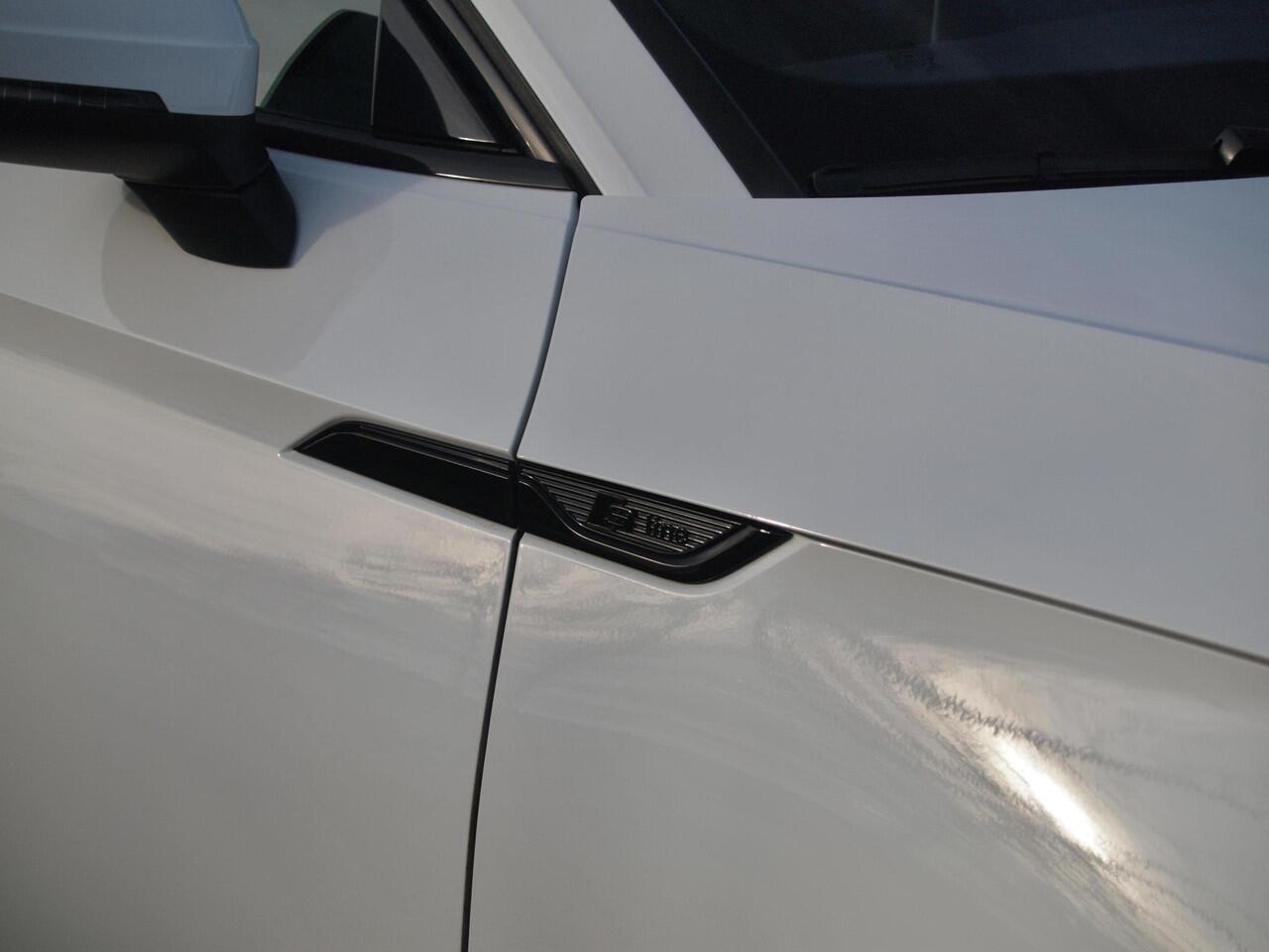 Audi A5 Sportback 35 TFSI S edition | 2x S-Line | Panoramadak | Trekhaak | Sfeerverlichting | B&O | NL-Auto |