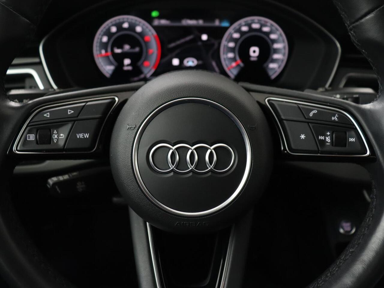 Audi A5 35 TFSI Business Edition | Matrix LED | Elektrische stoelen | Trekhaak | Park Assist | Virtual Cockpit | Carplay | Camera | Sportstoelen | Navigatie | Climate control | Memory