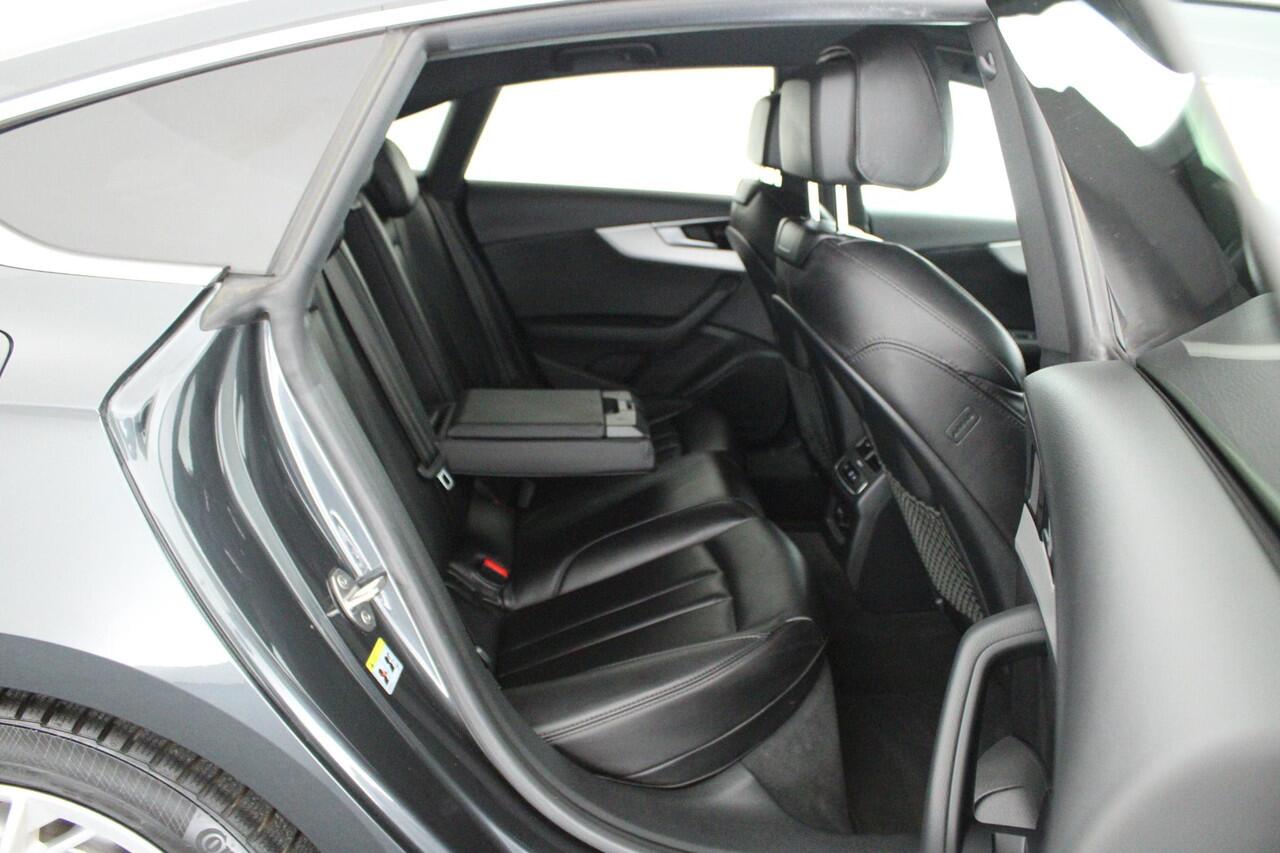 Audi A5 Sportback 35 TFSI 150pk S-Tronic Business Edition Leder Memory Stoelverwarming 360Camera Virtual Cockpit Navigatie