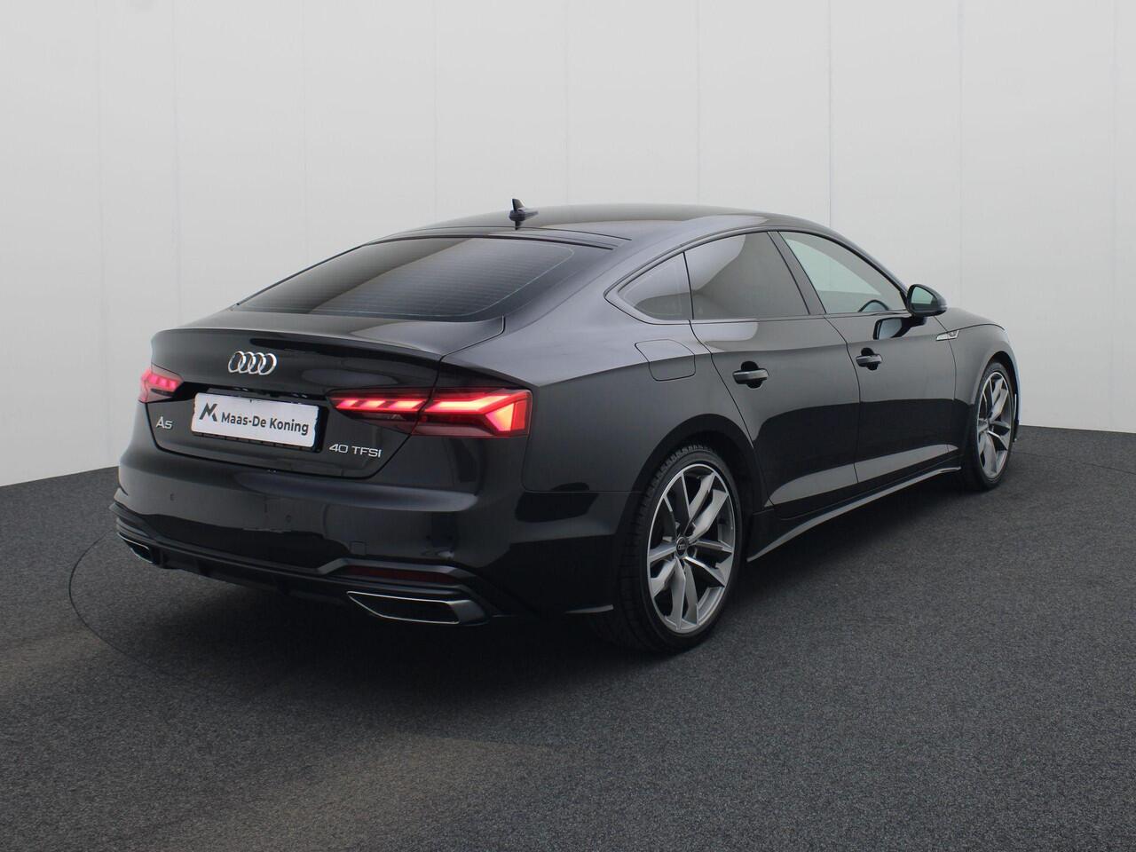 Audi A5 Sportback 40 TFSI 204pk S-Tronic S Line · Camera · Leder Nappa · Matrix LED · Elek. Verstelbare Voorstoelen · Side Assist · Apple/Android Car Play ·