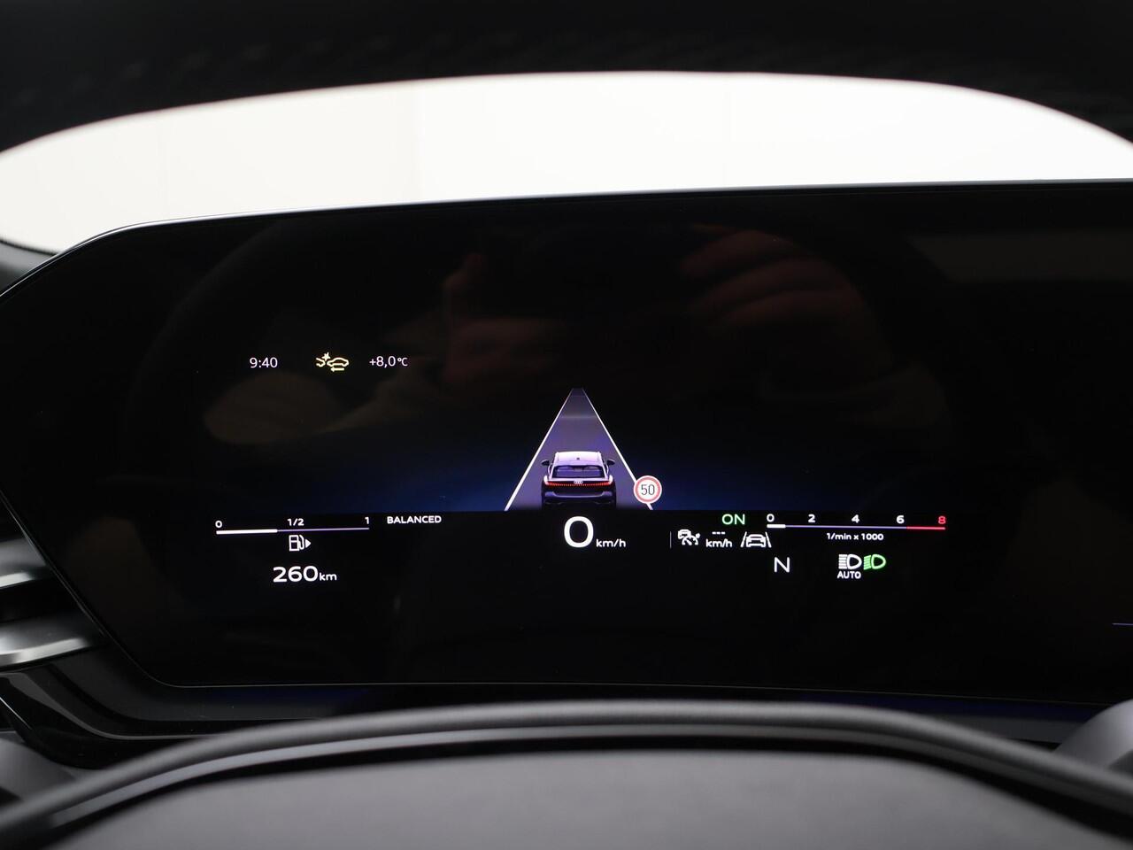 Audi A5 Avant S edition 40 TFSI S tronic | Adaptive cruise controle | Lederen interieur | Elektrisch verstelbare stoelen | Ambienteverlichting multi color | Privacy glass |