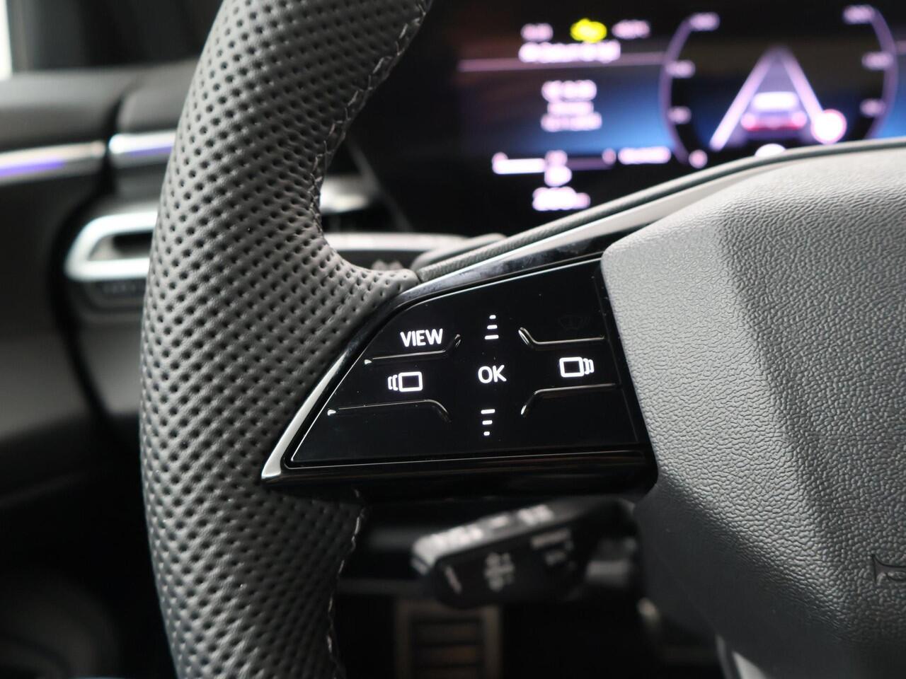 Audi A5 Avant S edition 40 TFSI S tronic | Adaptive cruise controle | Lederen interieur | Elektrisch verstelbare stoelen | Ambienteverlichting multi color | Privacy glass |