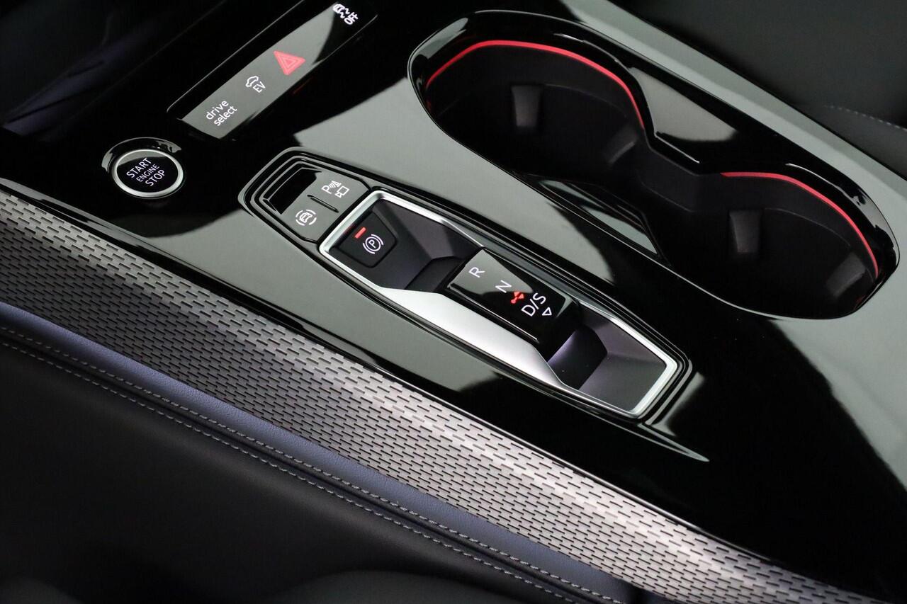 Audi A5 Avant e-Hybrid quattro 299 pk S edition S-tronic quattro |